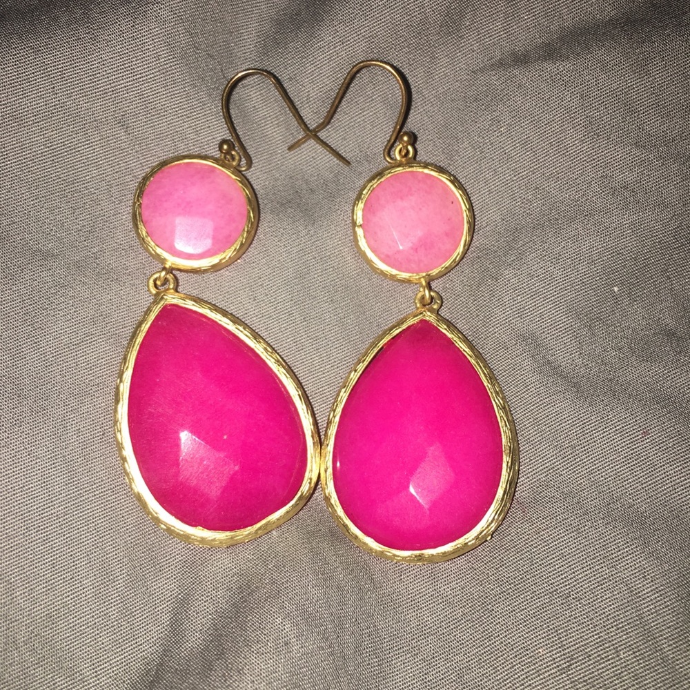 Handmade Pink gemstone & gold tear drop earrings
